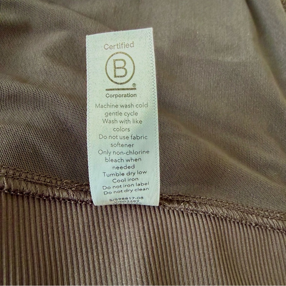 EUC Athleta Brown Ribbed Ruched Tank M - Picture 6 of 6